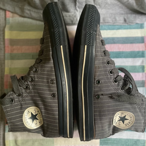 Converse All Stars size 8M/10W, grey and black (all converse run big) - Picture 2 of 6